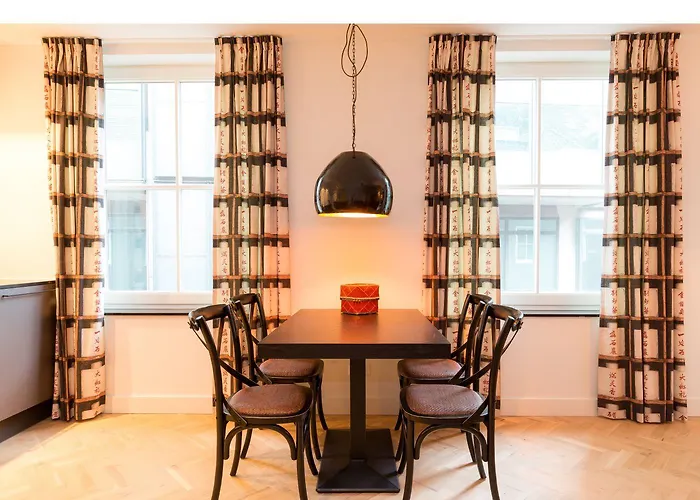 Little Grand * アイントホーフェン