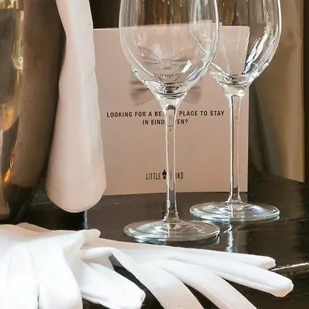 Little Grand Apartment *