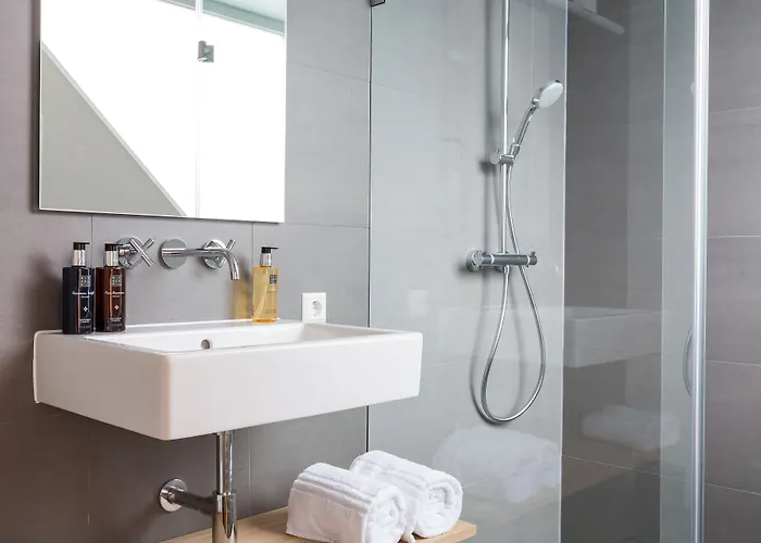 Little Grand Eindhoven