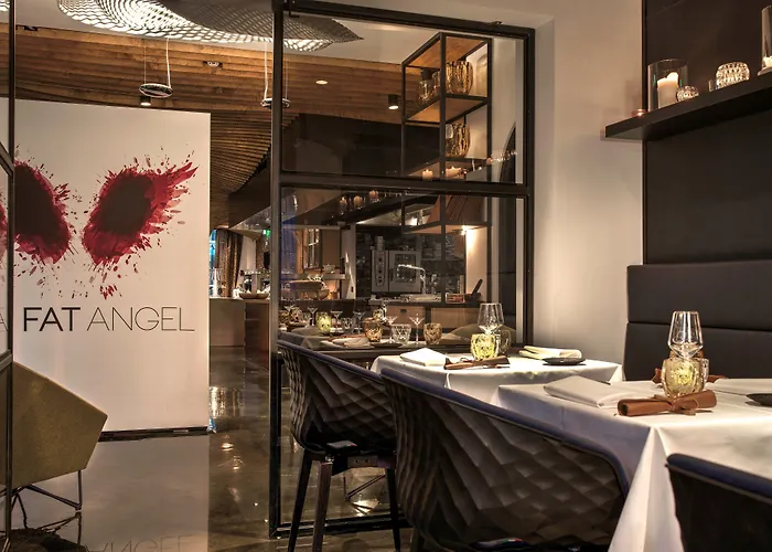 Little Grand Apartment *