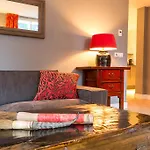 Little Grand Apartamento