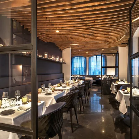 Little Grand Eindhoven